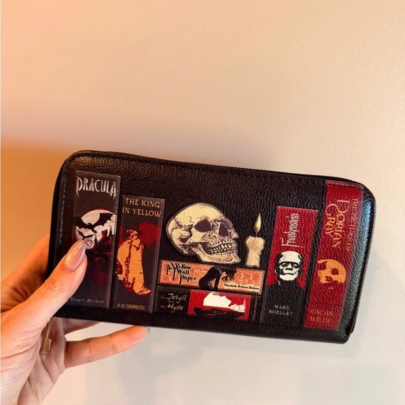 Lettoria Gothic Literature Themed Tote Bag - Picture 4 of 7